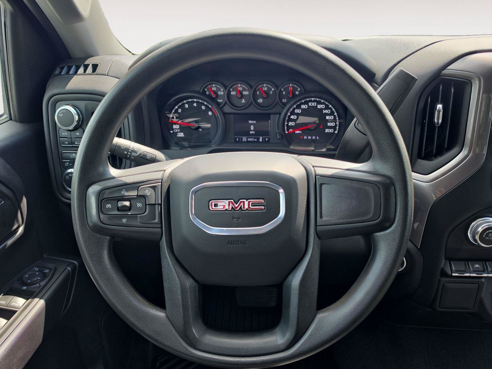 Used 2024 GMC Sierra 1500 Pro w/ Graphite Edition AWD/4WD image 16
