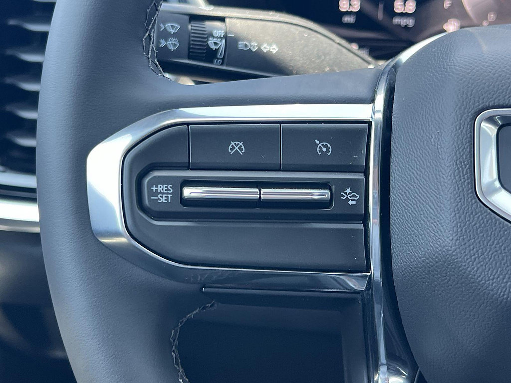 New 2026 GMC Canyon Elevation w/ Convenience Package RWD image 13