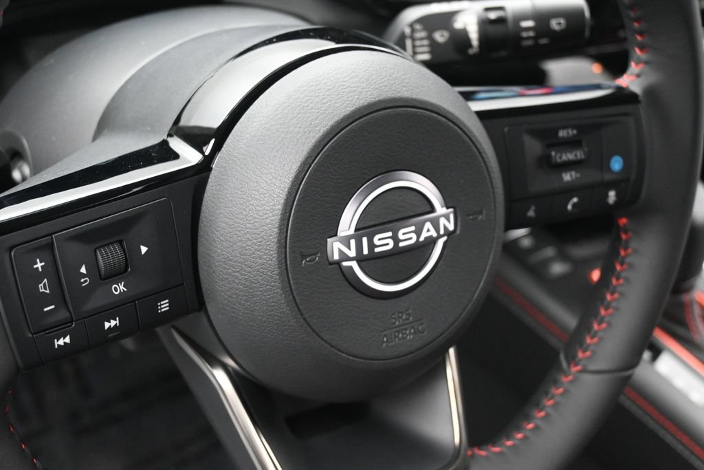 New 2026 Nissan Kicks SR AWD/4WD image 12