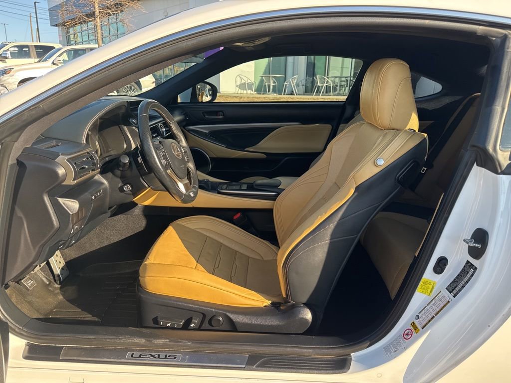 Used 2015 Lexus RC 350 w/ F Sport w/Summer Tires image 18