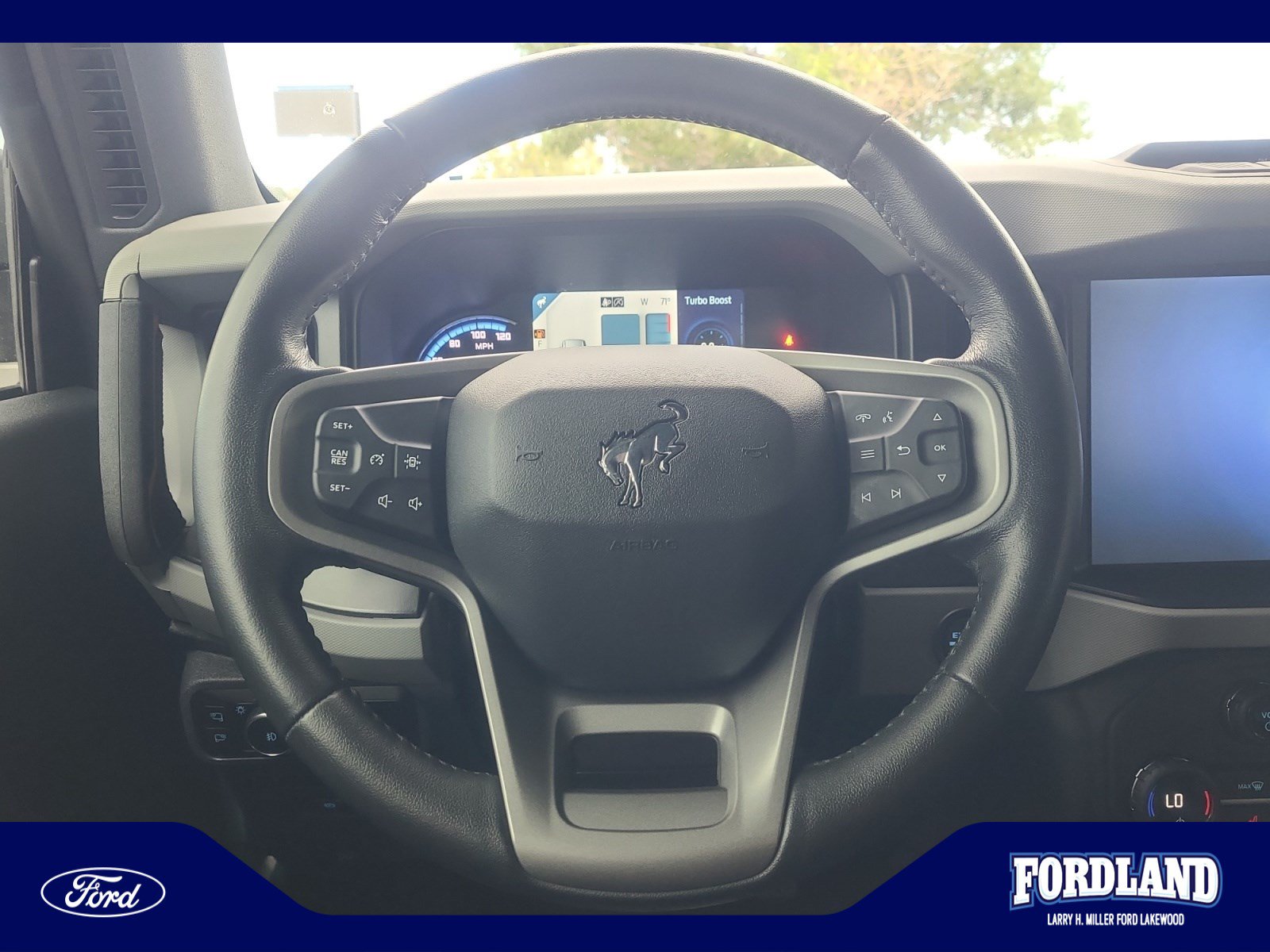 Used 2023 Ford Bronco Badlands w/ Sasquatch Package AWD/4WD image 9