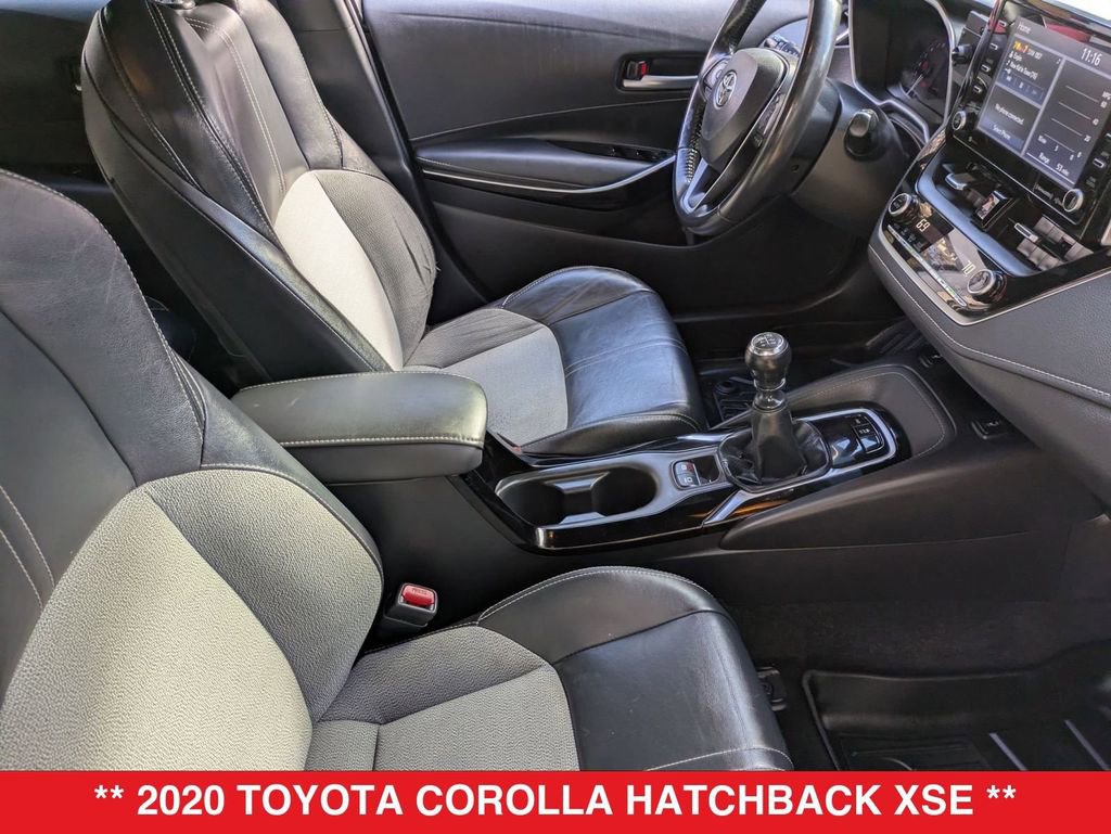 Used 2020 Toyota Corolla XSE image 36