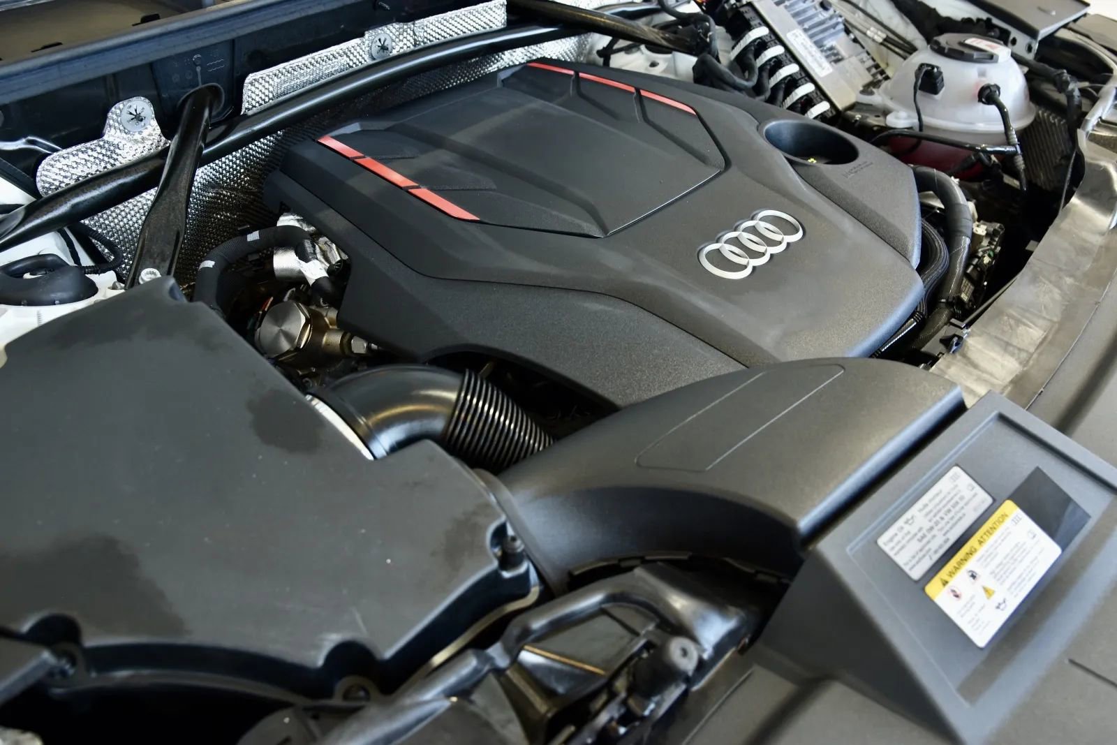 Used 2023 Audi SQ5 Premium Plus w/ Premium Plus Package AWD/4WD image 30