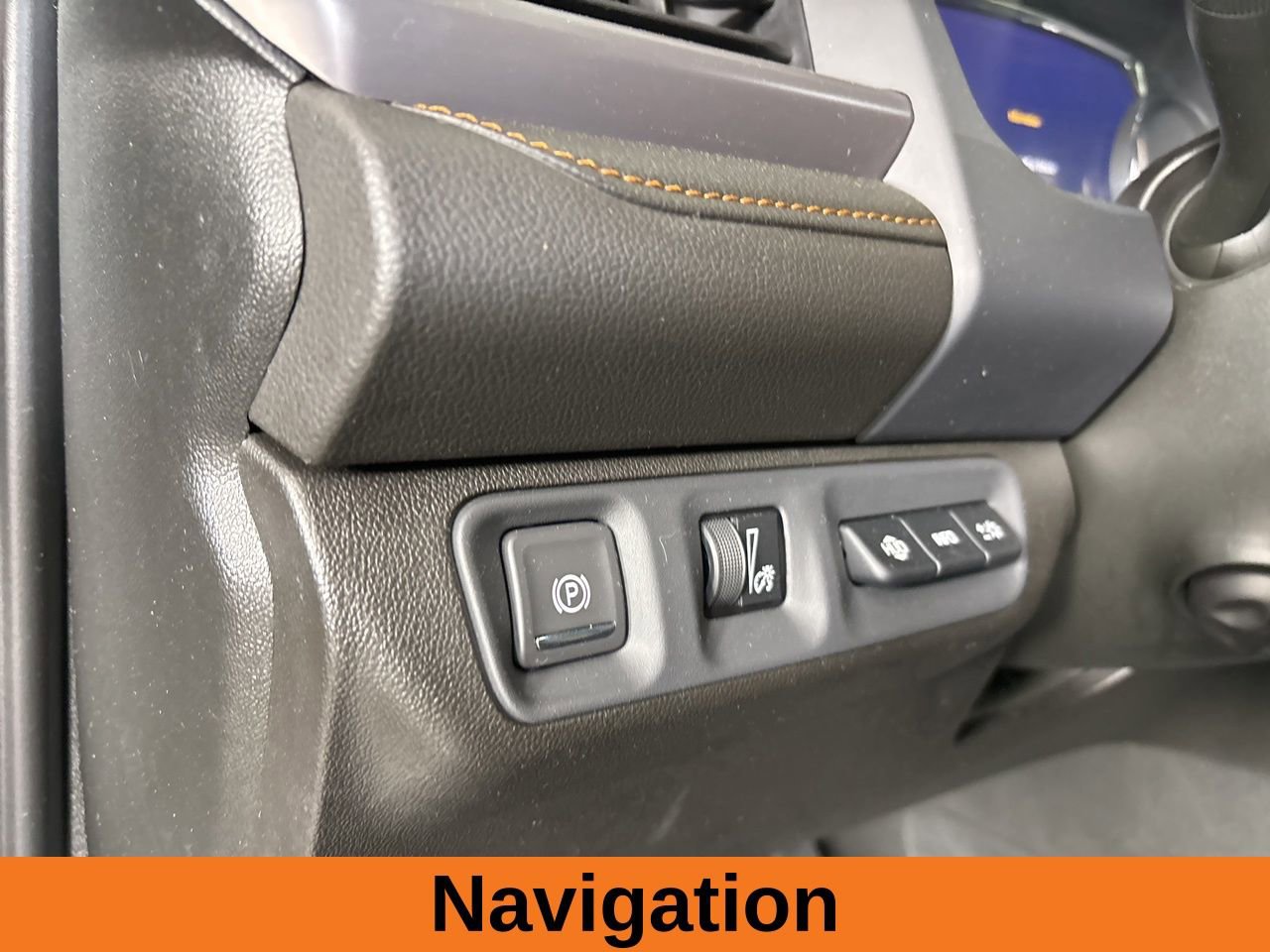 Used 2023 GMC Acadia AT4 w/ Technology Package AWD/4WD image 10