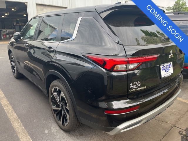 Used 2023 Mitsubishi Outlander SE FWD image 4