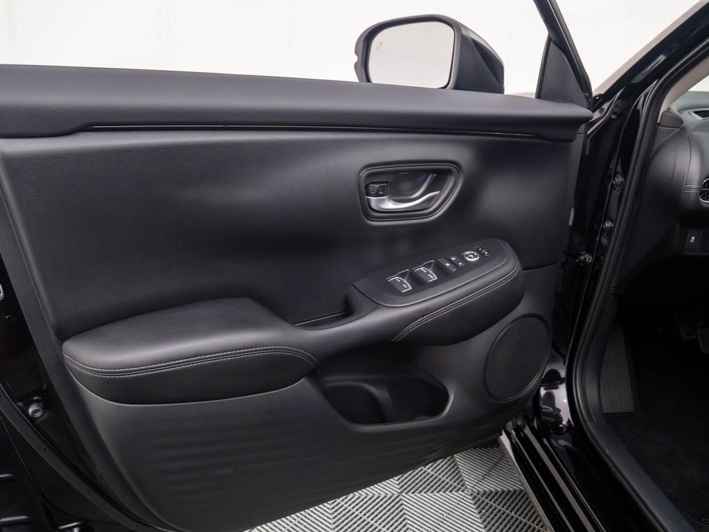 New 2026 Honda HR-V EX-L image 12