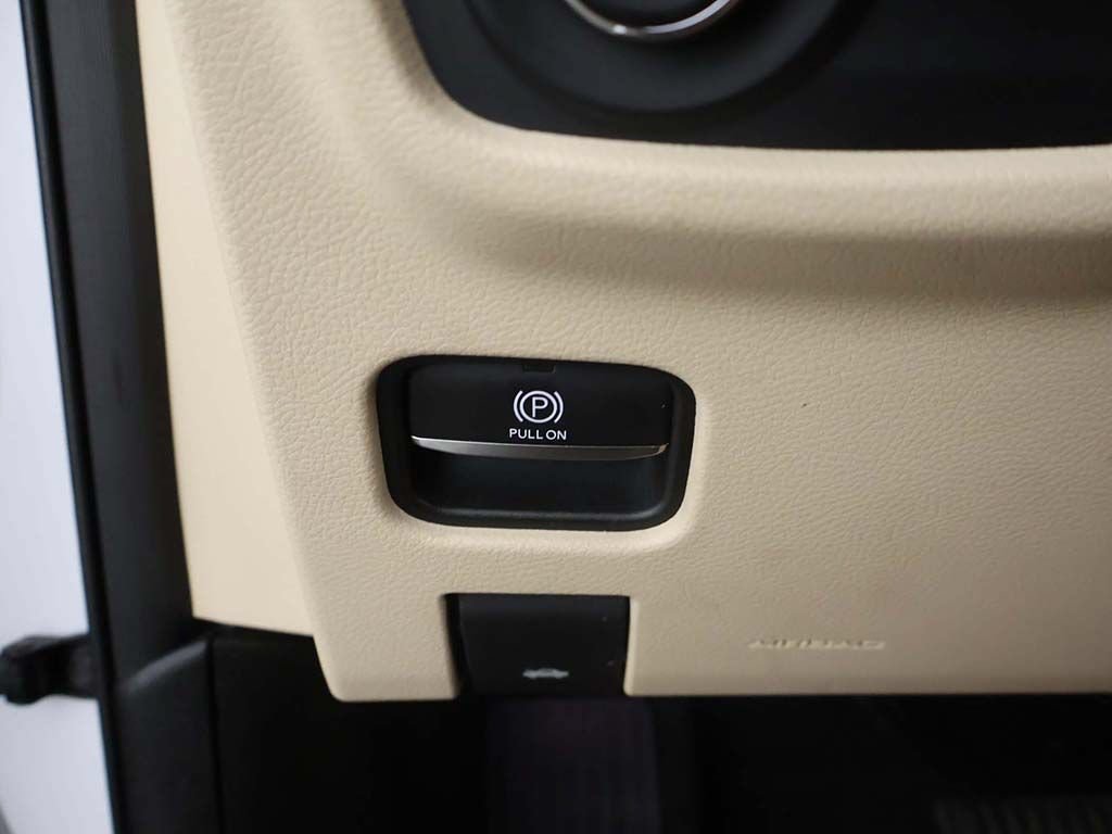 Used 2022 Jeep Grand Cherokee Limited AWD/4WD image 44
