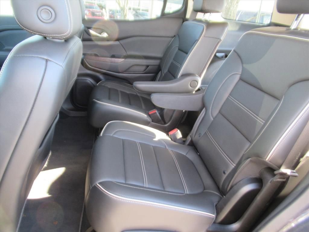 Certified 2023 GMC Acadia Denali w/ Denali Ultimate Package image 33