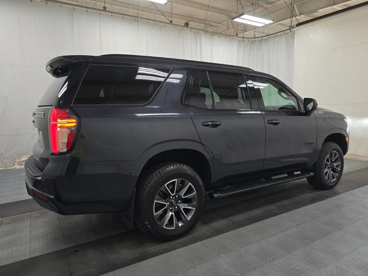 Used 2022 Chevrolet Tahoe Z71 image 4