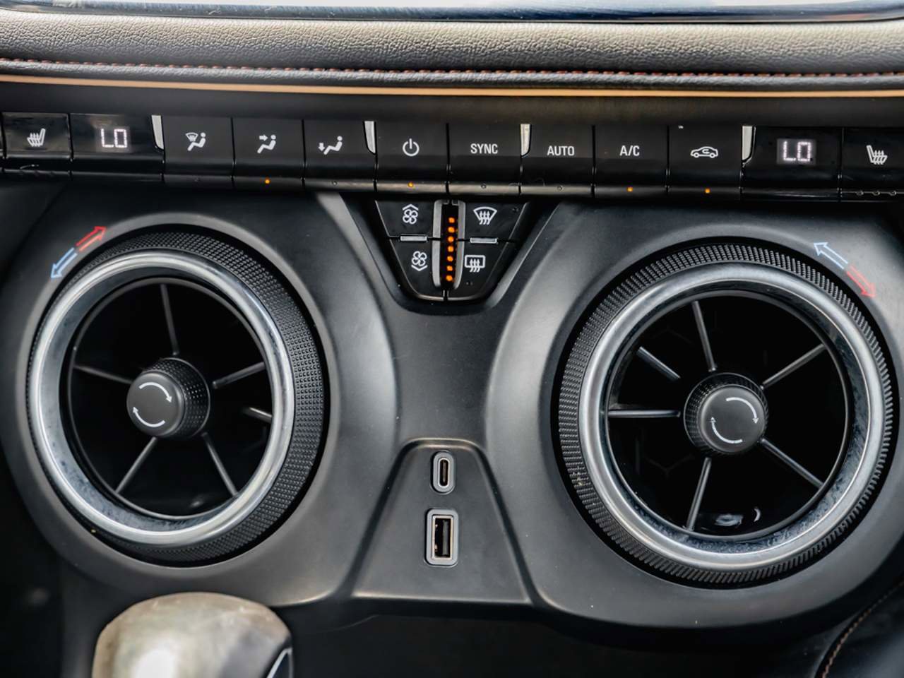 Used 2022 Chevrolet Blazer Premier w/ Enhanced Convenience Package image 20