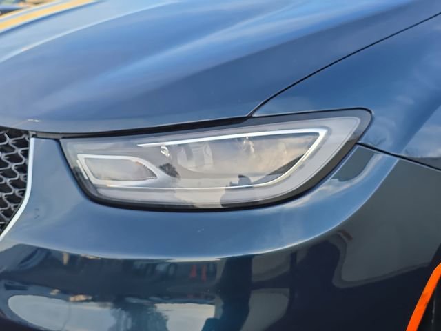 Used 2024 Chrysler Pacifica Touring-L FWD image 29