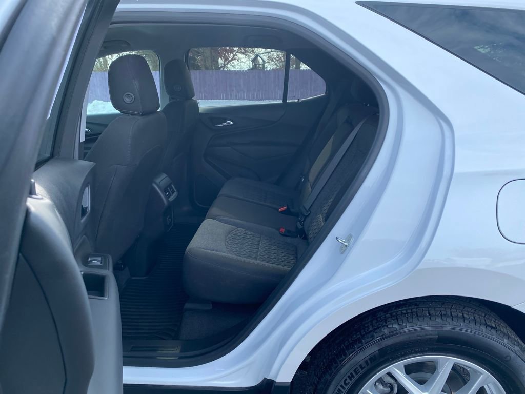 Used 2022 Chevrolet Equinox LT image 18