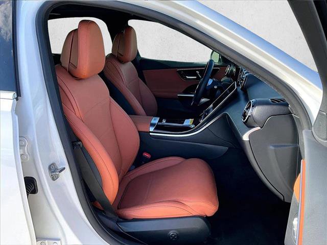 Used 2025 Mercedes-Benz C 300 Sedan image 9