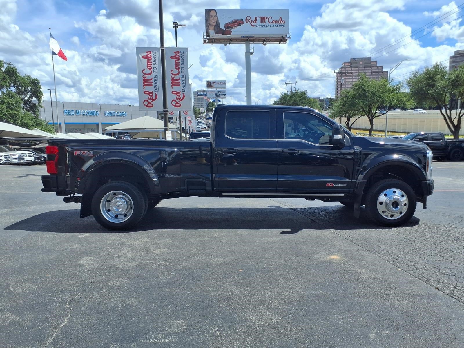 Certified 2026 Ford F450 Platinum w/ FX4 Off-Road Package AWD/4WD image 5