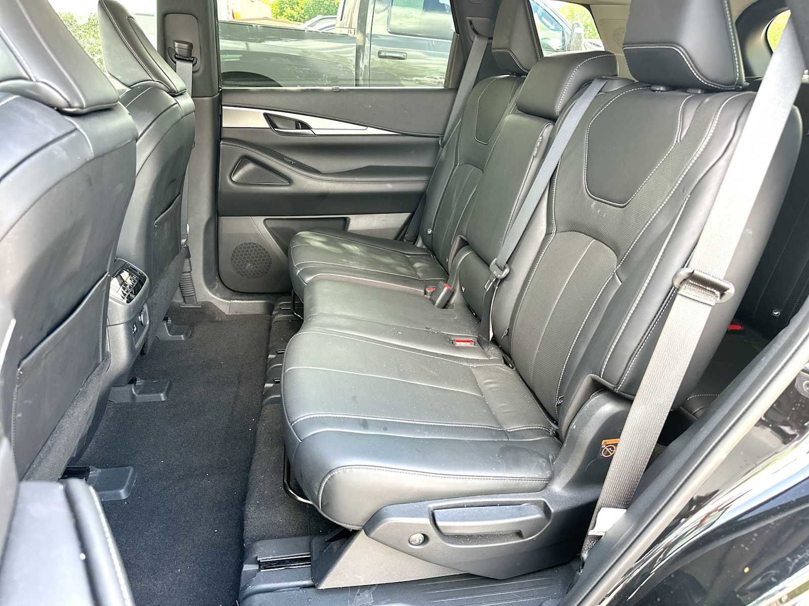 Used 2023 INFINITI QX60 Luxe image 23