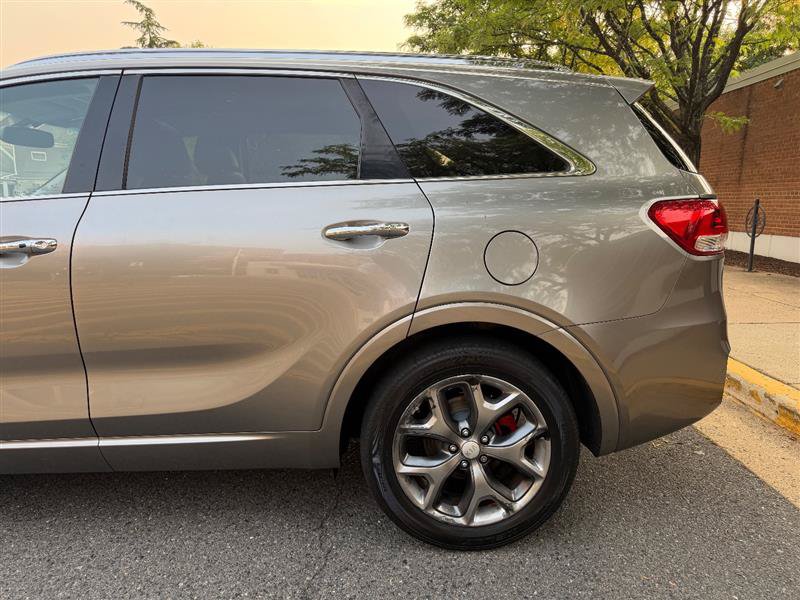 Used 2016 Kia Sorento SX AWD/4WD image 12