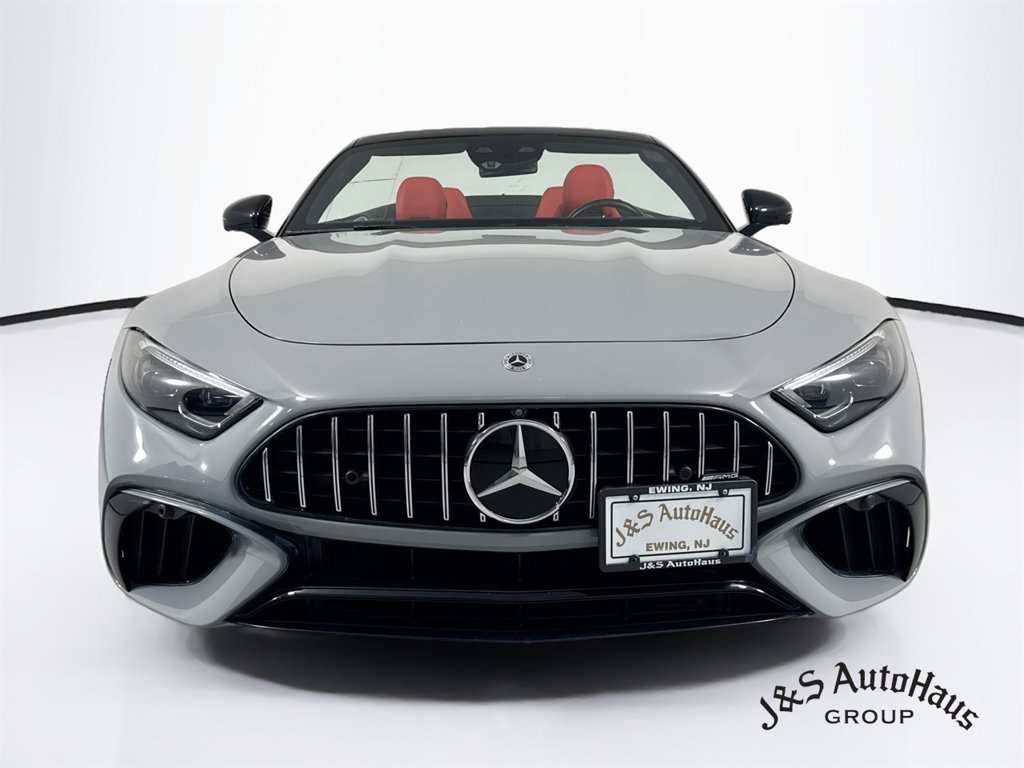 Used 2022 Mercedes-Benz SL 55 AMG 4MATIC w/ Driver Assistance Package image 2