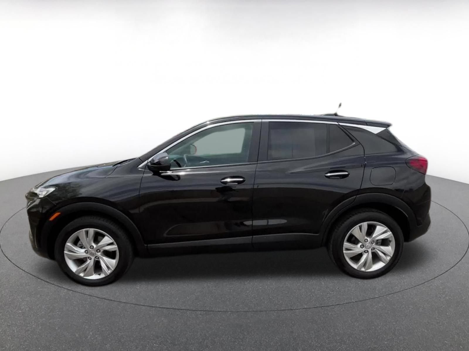 Used 2025 Buick Encore GX Preferred FWD image 9