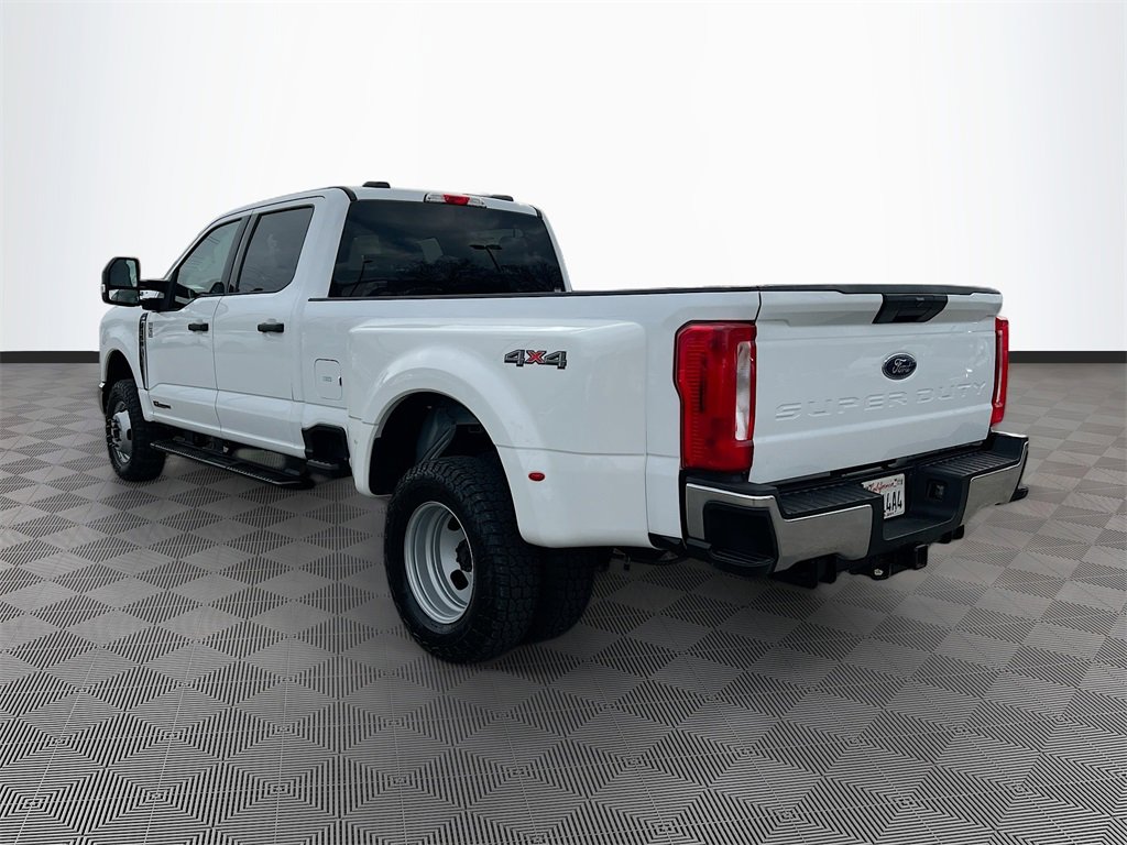 Used 2025 Ford F350 XLT image 5