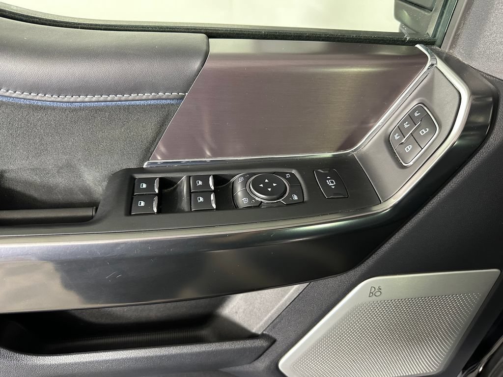 Used 2026 Ford F250 Platinum AWD/4WD image 32