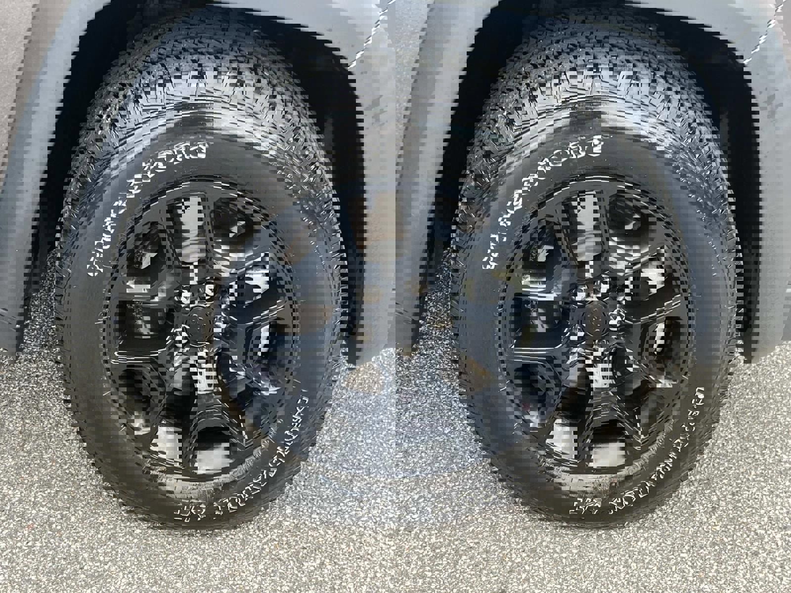 Used 2022 Jeep Cherokee Latitude AWD/4WD image 12