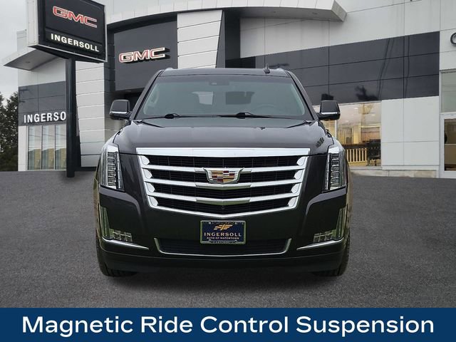 Used 2017 Cadillac Escalade Premium Luxury AWD/4WD image 22