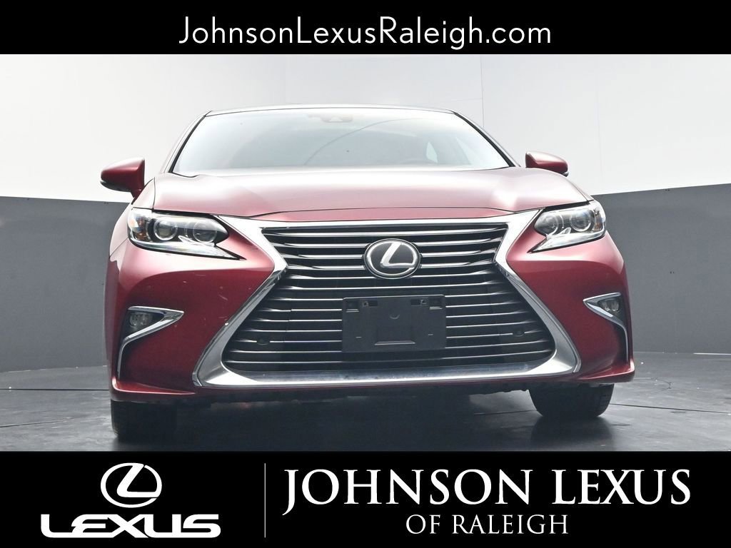 Used 2016 Lexus ES 350 w/ Luxury Package w/Wood Trim image 15