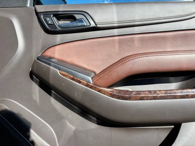 Used 2017 Chevrolet Suburban Premier image 26