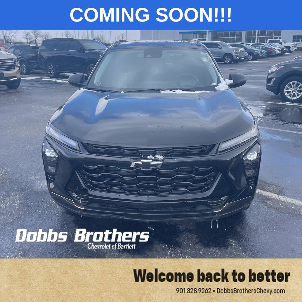 Used 2024 Chevrolet Trax ACTIV w/ Sunroof Package image 2