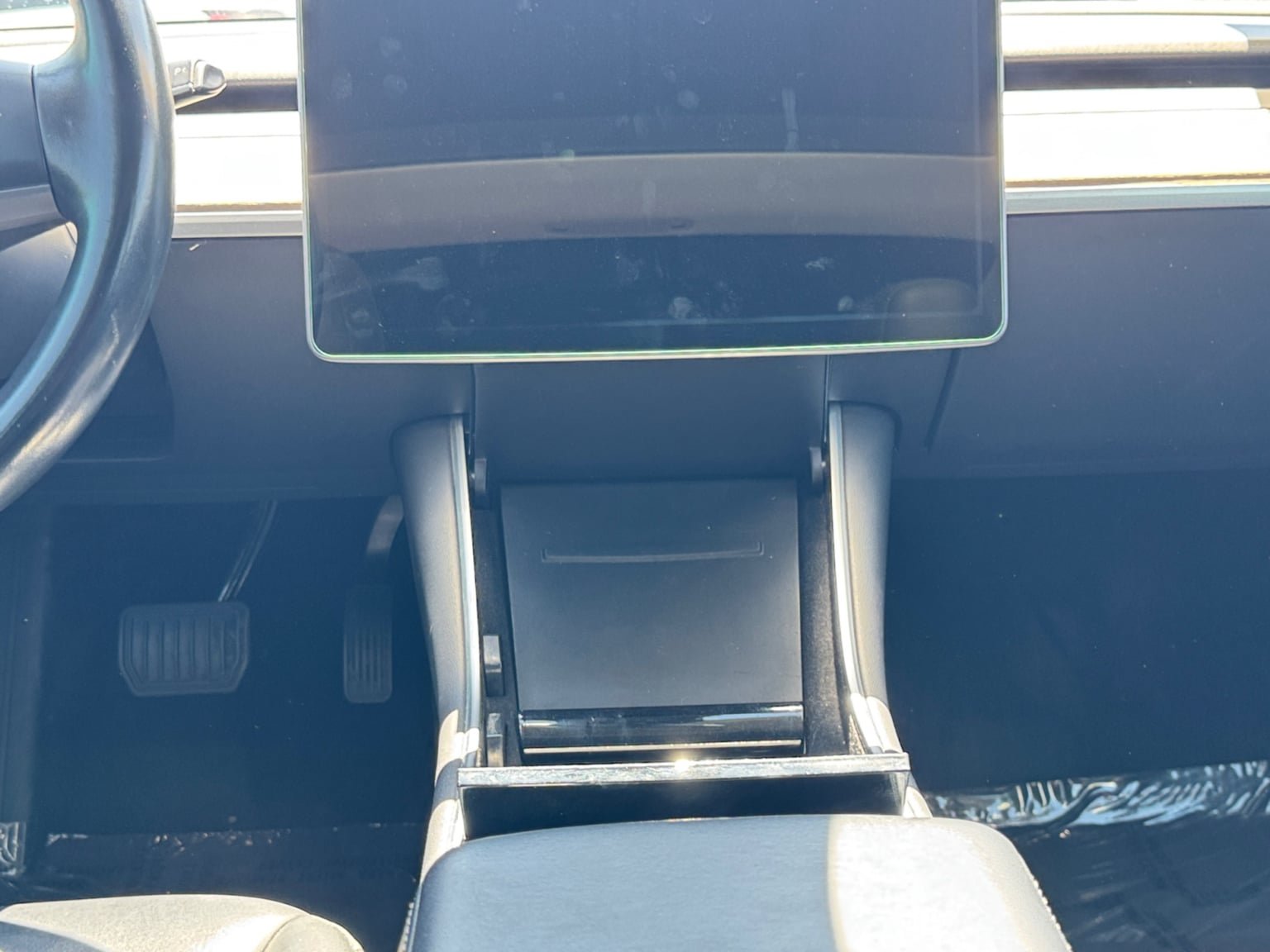 Used 2018 Tesla Model 3 Mid Range RWD image 15