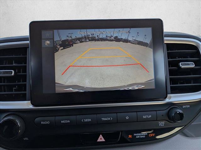 Used 2023 Hyundai Venue SEL FWD image 13