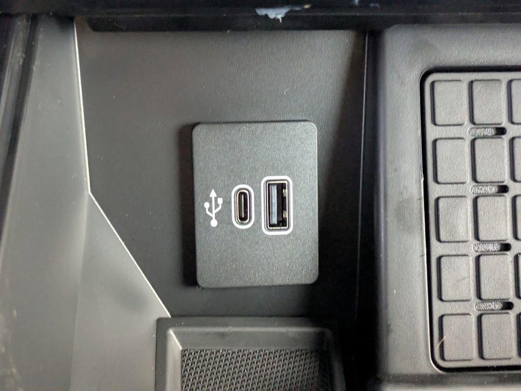 New 2025 Ford F150 King Ranch w/ FX4 Off-Road Package image 23