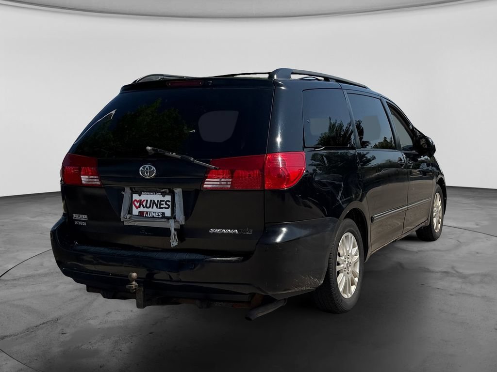 Used 2008 Toyota Sienna XLE FWD image 10
