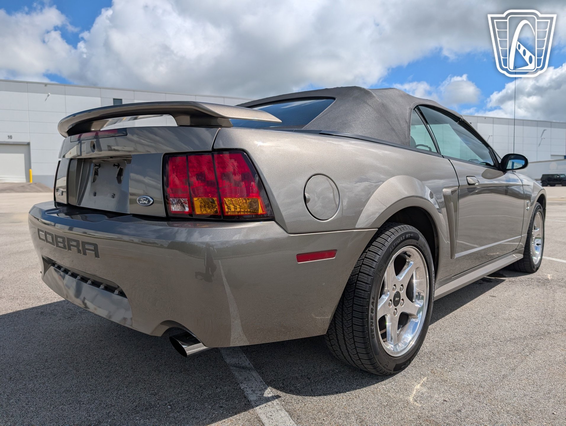 Used 2001 Ford Mustang Cobra image 15