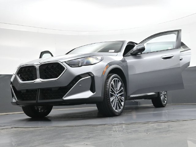 New 2026 BMW X2 xDrive28i w/ Technology Package AWD/4WD image 48