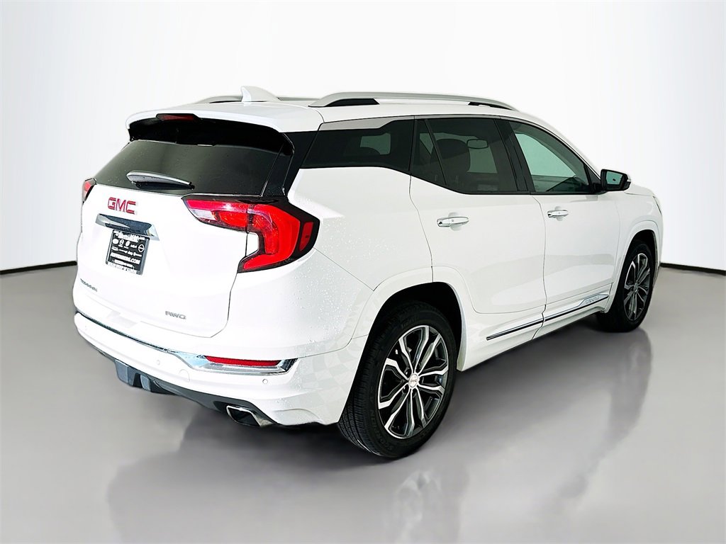Used 2020 GMC Terrain Denali w/ Denali Premium Package image 7