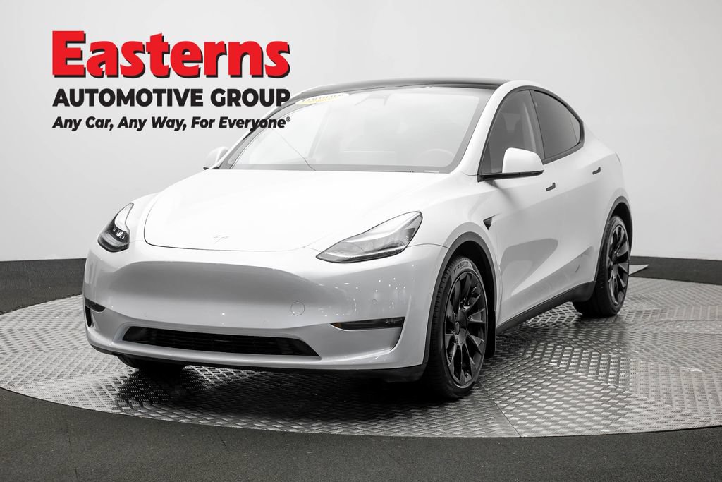 Used 2021 Tesla Model Y Long Range AWD/4WD image 1