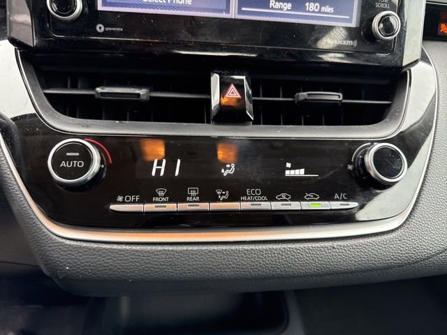 Used 2022 Toyota Corolla LE image 16