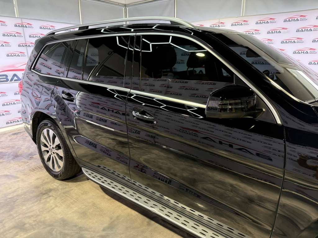 Used 2019 Mercedes-Benz GLS 450 4MATIC image 7