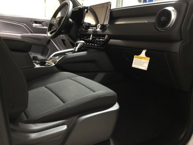 New 2024 Chevrolet Colorado LT w/ LT Convenience Package II image 45