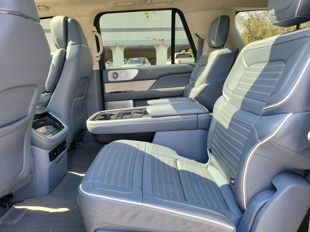 Certified 2024 Lincoln Navigator L Black Label image 13