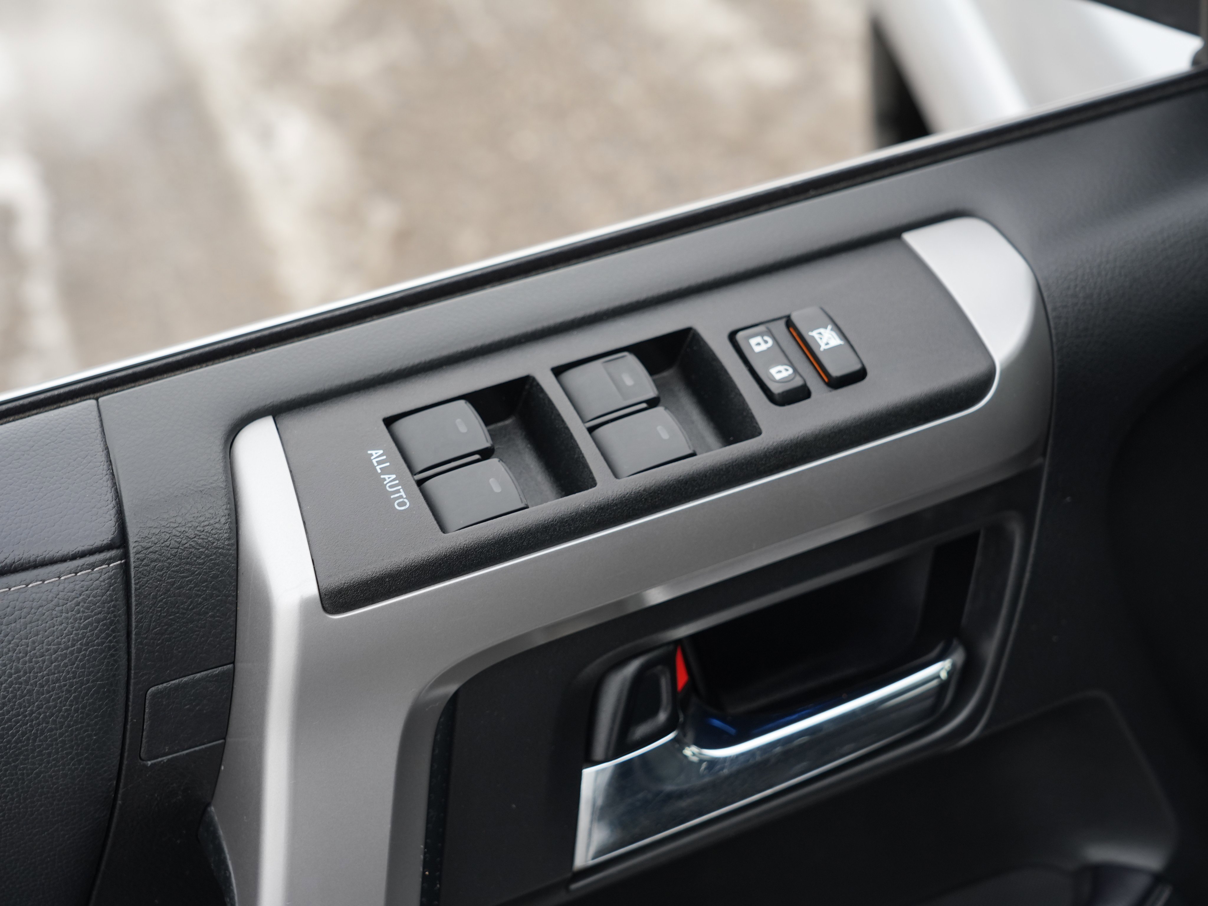 Used 2021 Toyota 4Runner Limited image 18