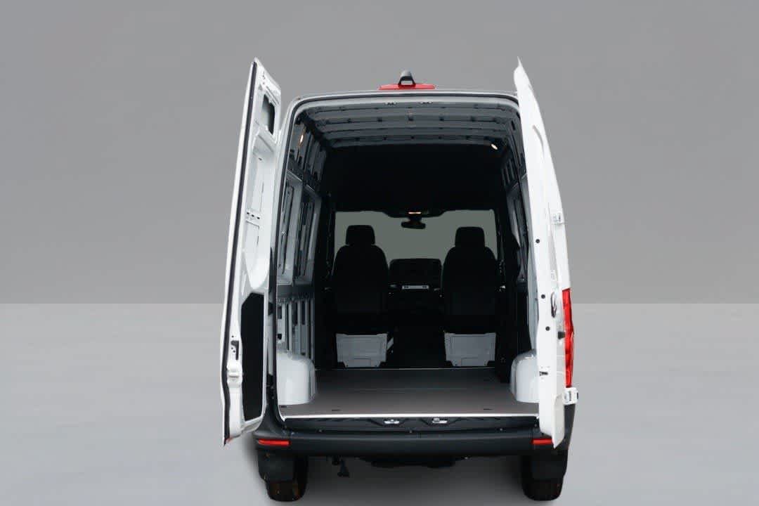 New 2025 Mercedes-Benz Sprinter 2500 image 10