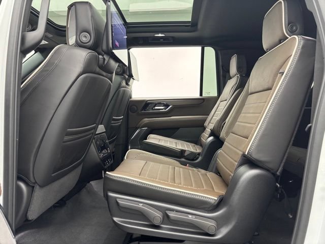 New 2026 GMC Yukon XL Denali Ultimate AWD/4WD image 47