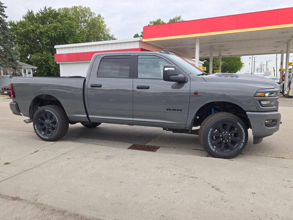 New 2027 RAM 2500 Big Horn AWD/4WD image 4