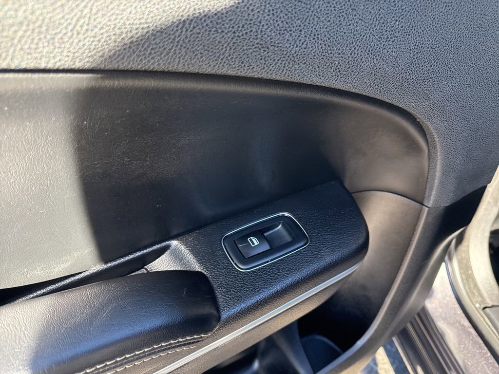 Used 2021 Chrysler 300 S image 33