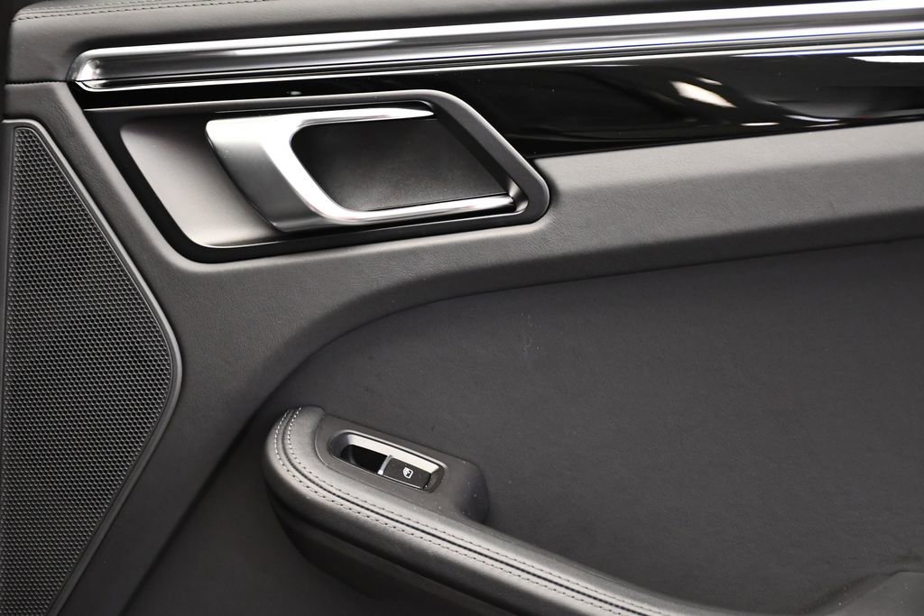 Used 2024 Porsche Macan S image 54