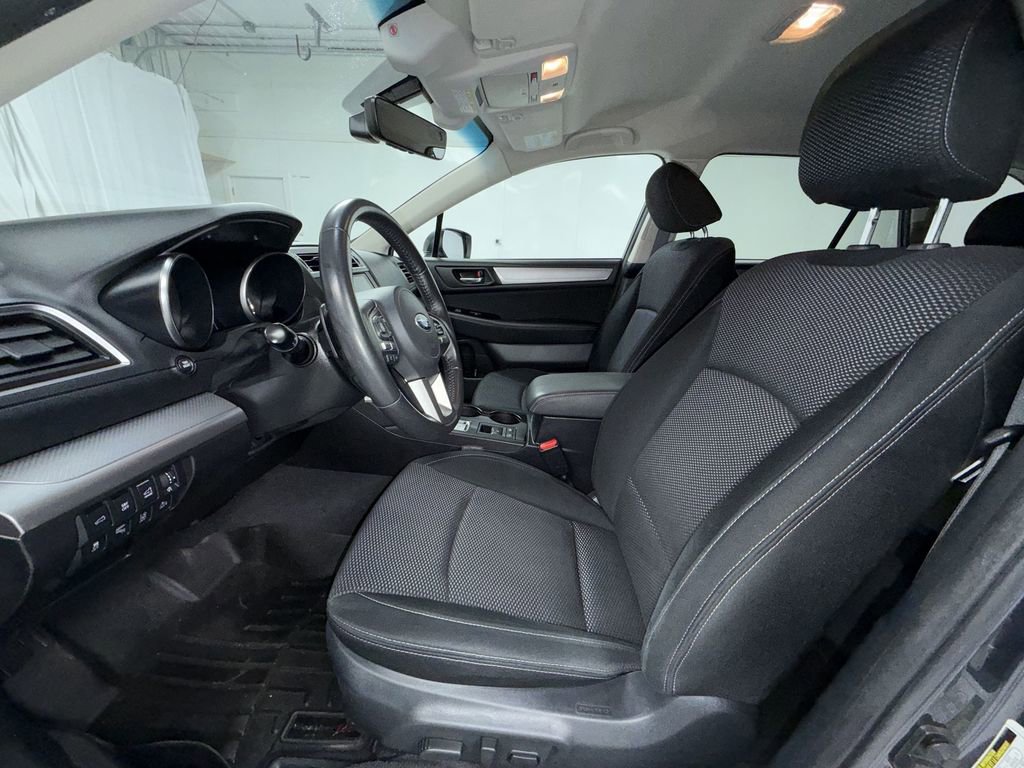 Used 2017 Subaru Outback 2.5i Premium image 14