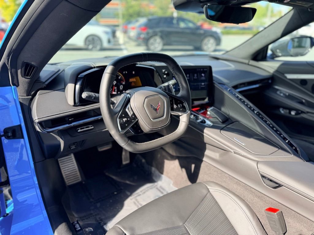 Used 2024 Chevrolet Corvette Stingray Premium Conv w/ Stealth Interior Trim Package image 12