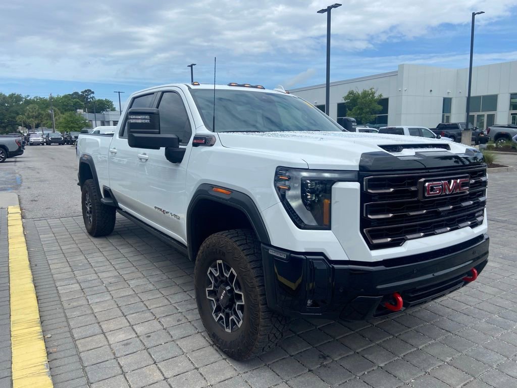 Used 2026 GMC Sierra 2500 AT4X AWD/4WD image 4